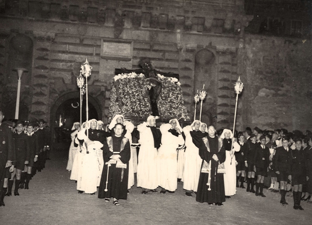 Wara 39 sena, il-Kurċifiss ta’ Ġieżu u d-Duluri jirritornaw flimkien fit-toroq tal-Belt Valletta għall-paċi fl-Ukrajna