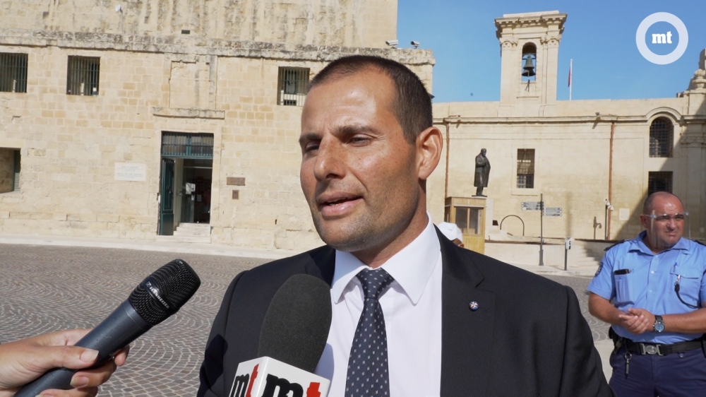 'Naħseb li l-inkjesta damet wisq biex ingħalqet - Il-PM wara l-iffriżar tal-assi ta' Schembri