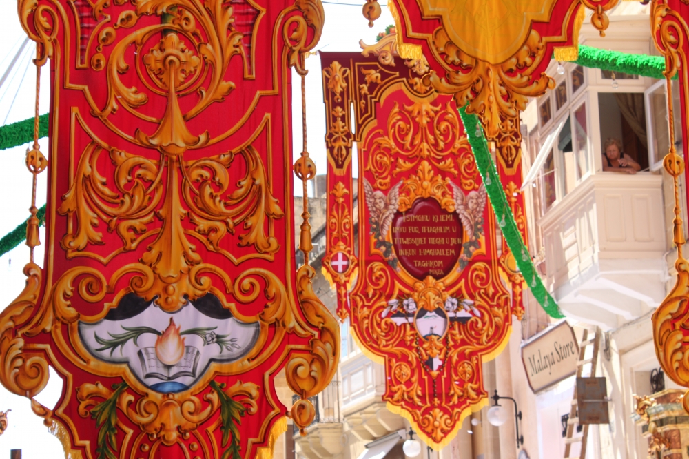 Il-Birgu mifqugħ bid-drapp jiċċelebra lil San Duminku