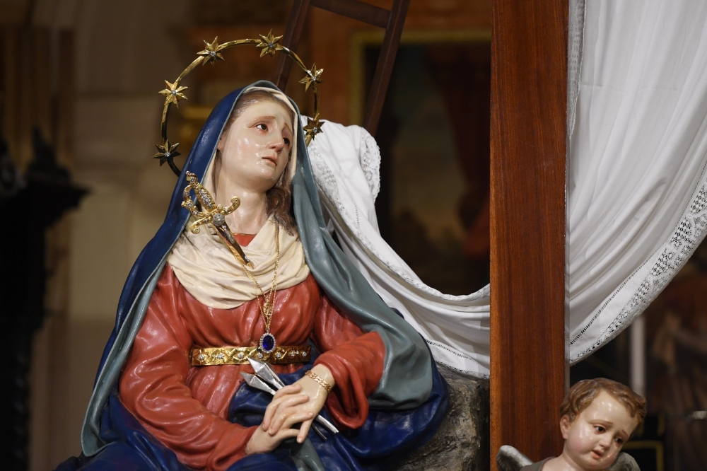 Il-vari tal-Ġimgħa l-Kbira u l-Irxoxt jistgħu jintramaw fil-knejjes? Il-visti se jsiru? Il-Knisja tispjega