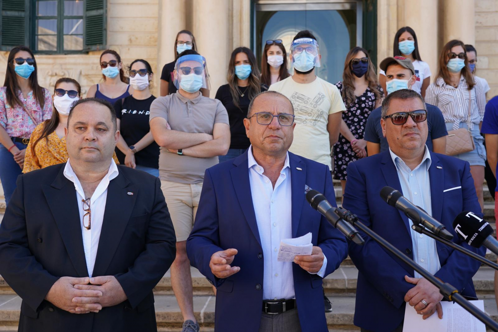 Appell għall-infurzar u twissija ta' nuqqas ta' infermiera fl-ITU għal numri kbar ta' pazjenti