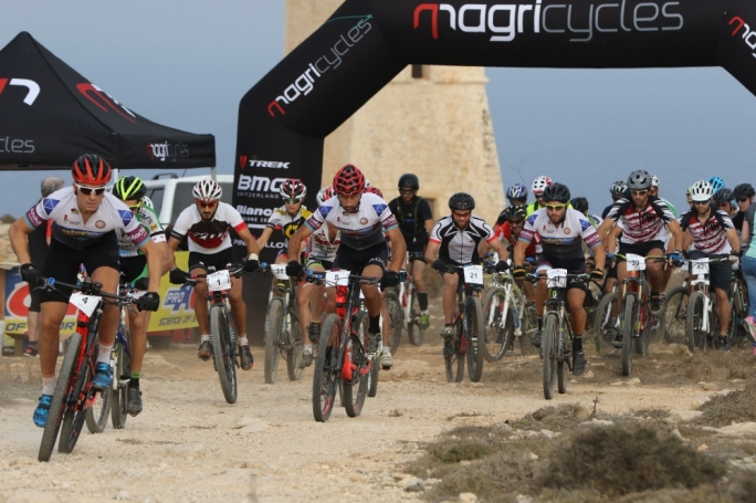 'Cross Country' - National Points Series tal-mountain bikes