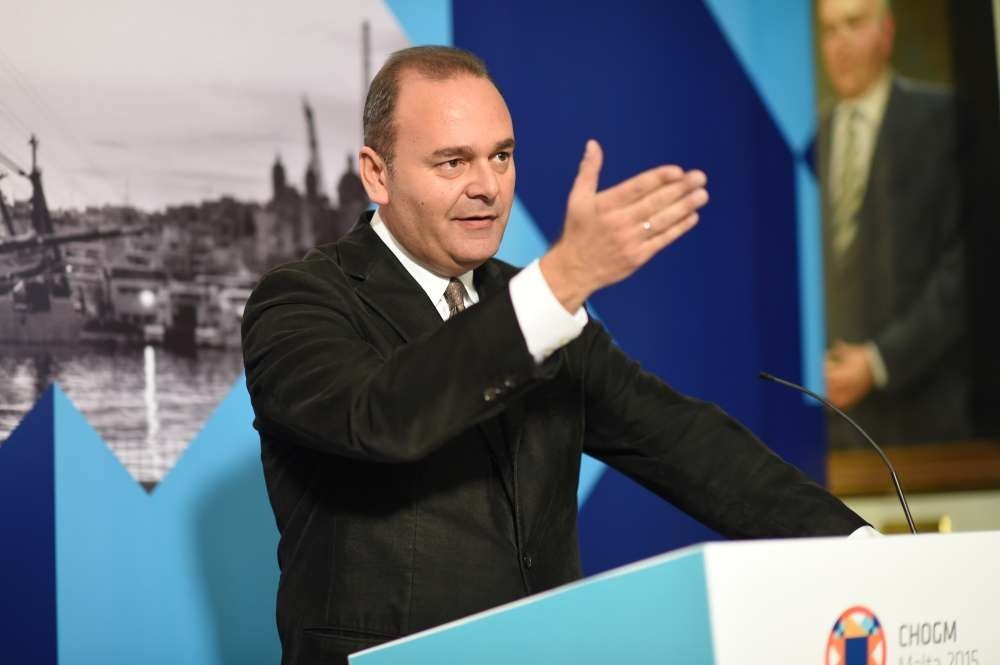 Il-Ministru tal-Ekonomija Chris Cardona