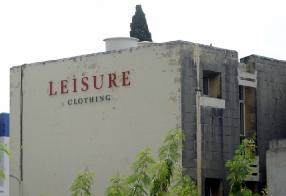 Il-kumpanija Leisure Clothing