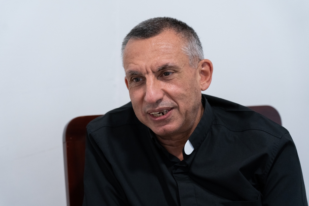 L-Isqof Anton Teuma