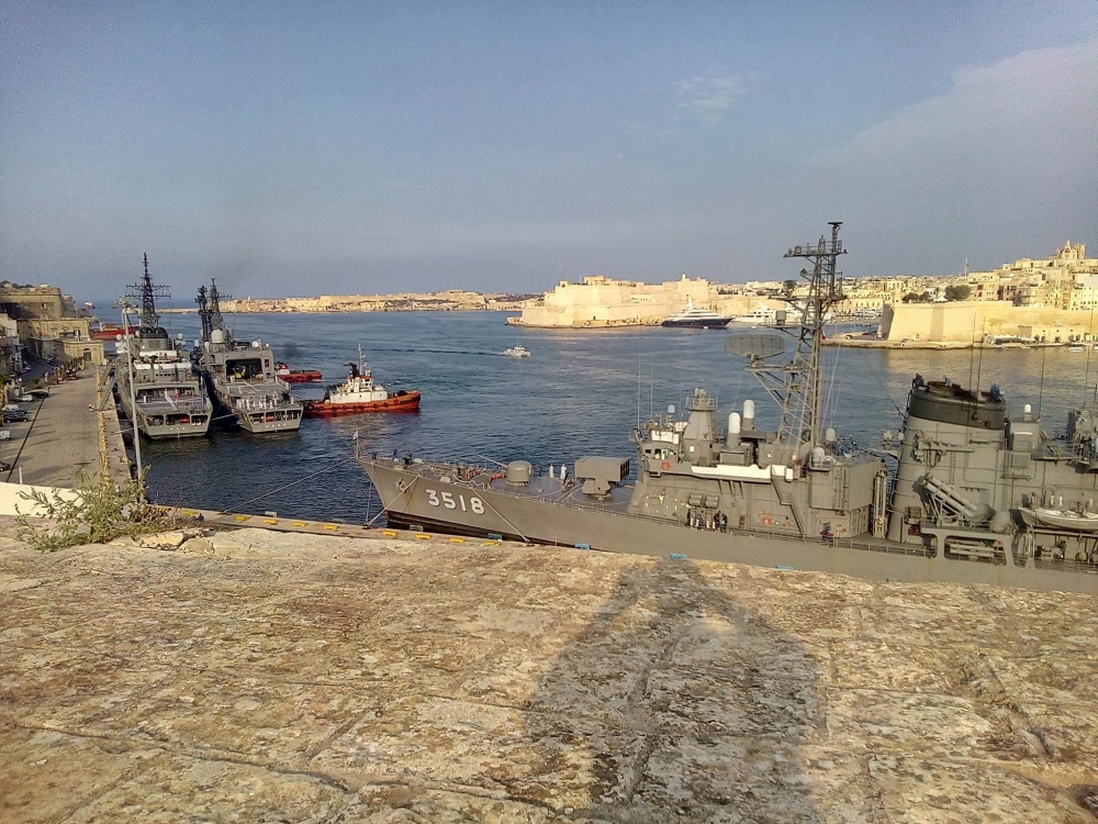 Ritratti meħuda minn Dylan Busuttil