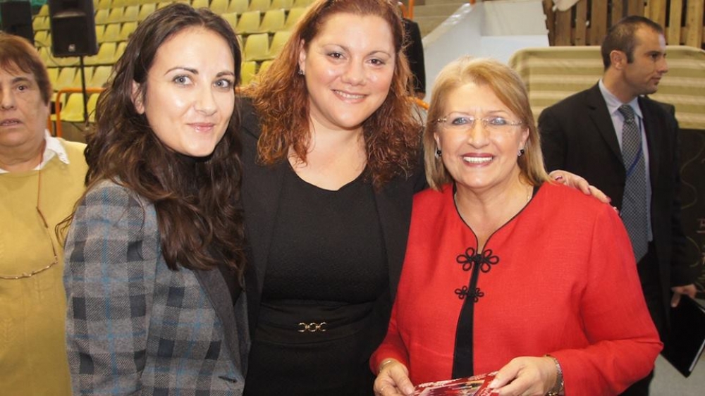 Maria Farrugia u Catherine Cauchi huma l-ixprun ta' 'Milied f'Għawdex'