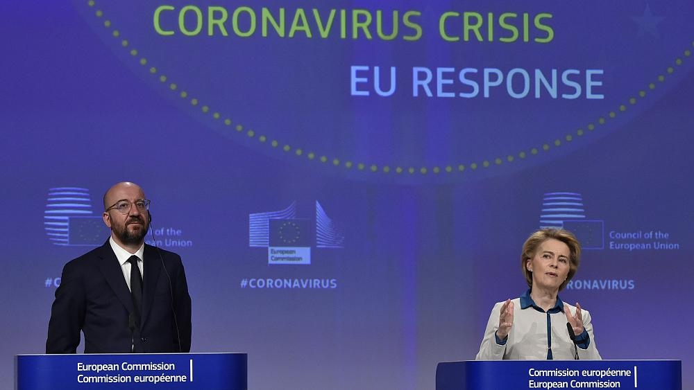 Il-President tal-Kummissjoni Ewropea Ursula Von Der Leyen u ħdejha Charles Michel, President tal-Kunsill Ewropew
