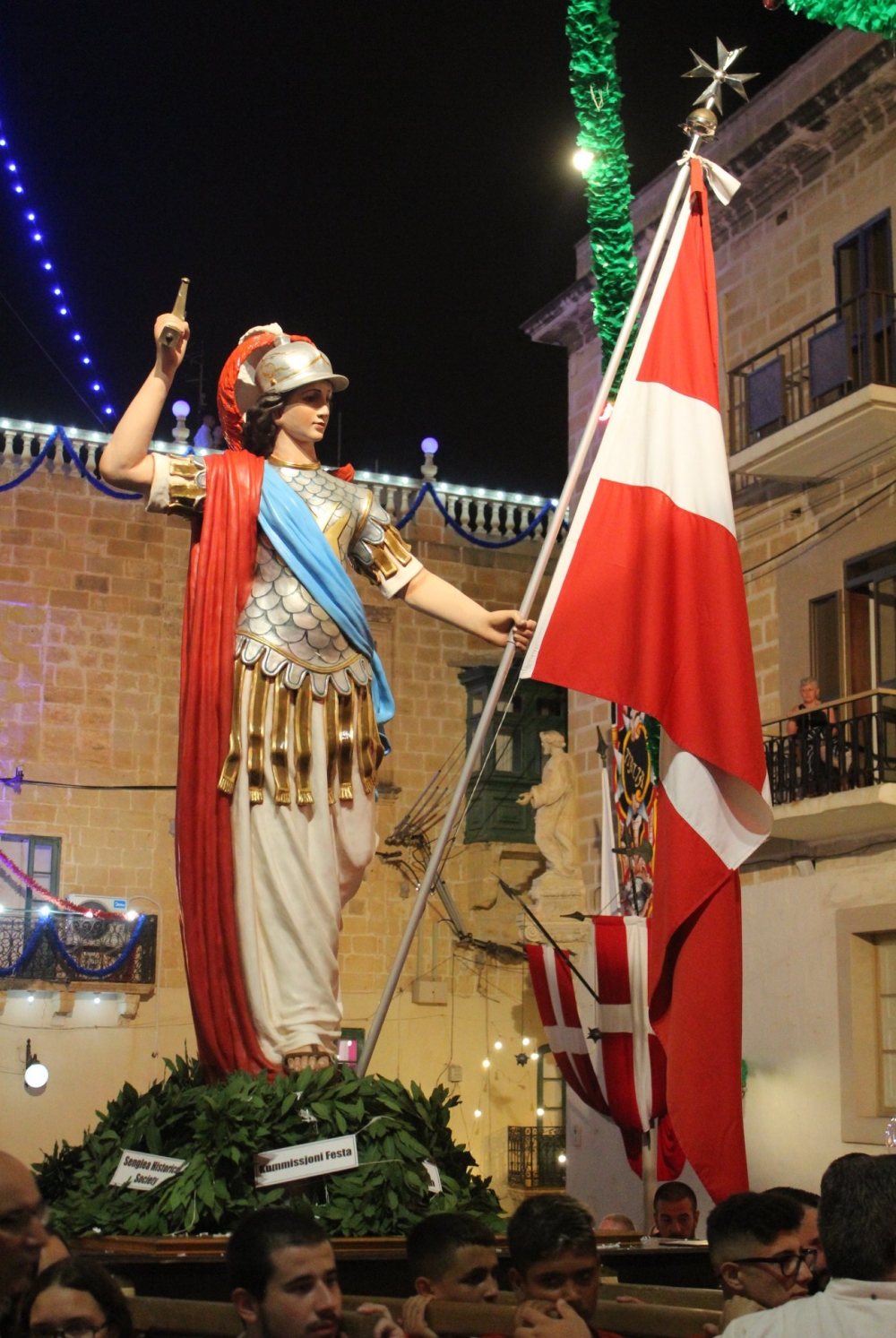 L-istatwa ta’ Malta Rebbieħa tal-Isla 