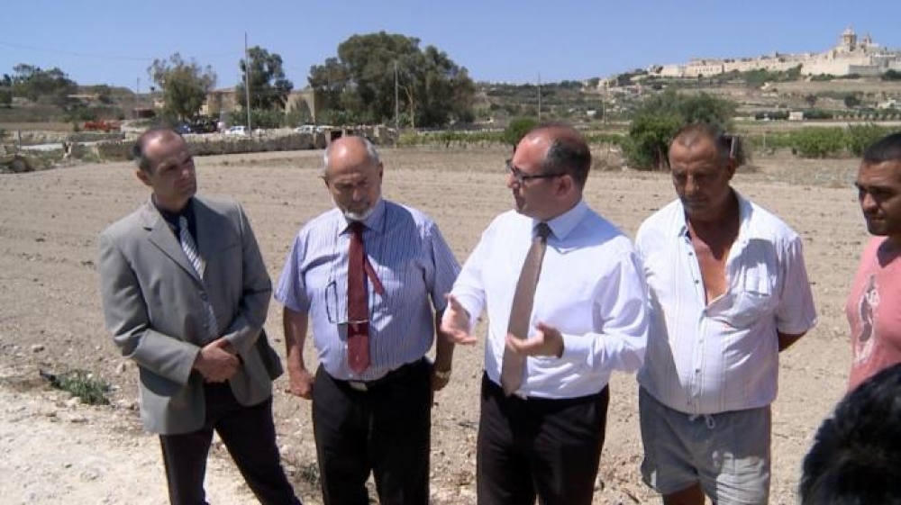 €900,000 kumpens għall-bdiewa