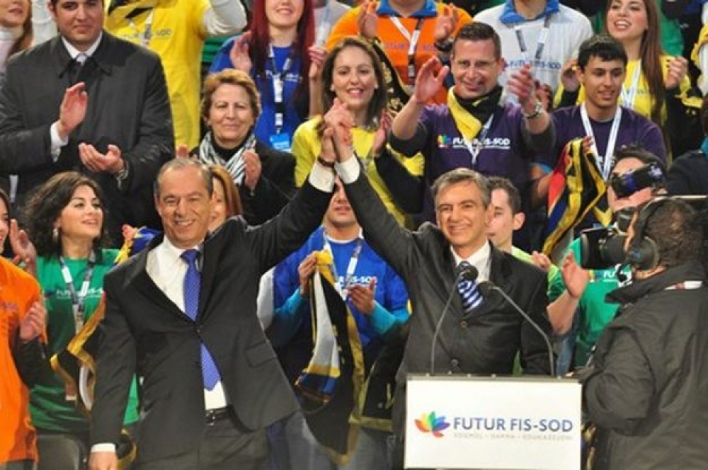 “S’issa, li rnexxielna nagħmlu huwa li nitmellħu bihom, nużawhom biss biex ixejru xi maktur waqt xi meeting politiku jew iservu ta’ sfond waqt li l-mexxejja jpaċpċu”