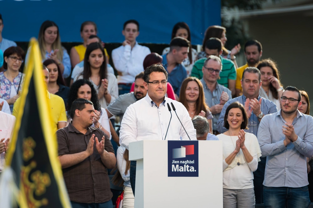 Bernard Grech jindirizza mass meeting tal-PN fl-aħħar kampanja elettorali għall-elezzjoni ġenerali