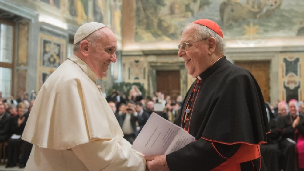 Il-Kardinal Veglio mal-Papa Franġisku