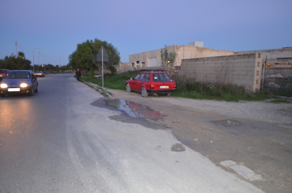 Il-post fejn intlaqat is-Sloven minn karozza li baqgħet sejra. Ritratt John Pisani