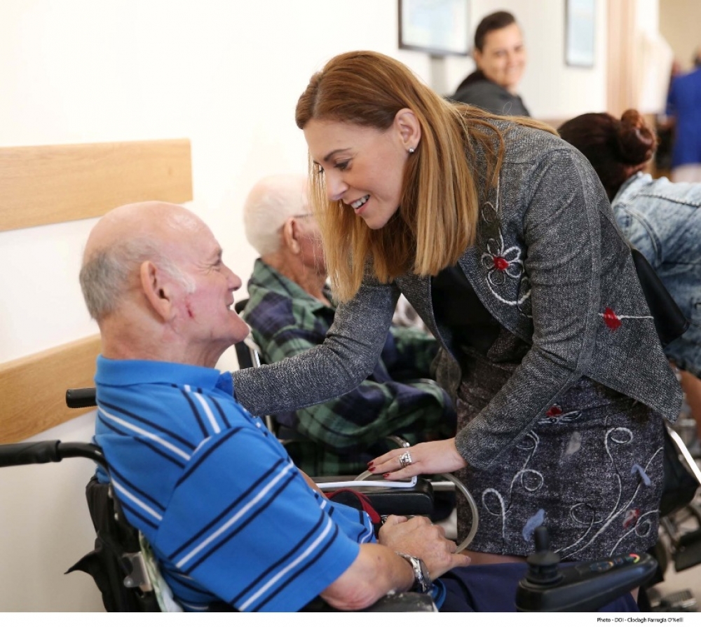 Is-Seg. Parlamentari Caruana waqt il-ftuħ tas-sala