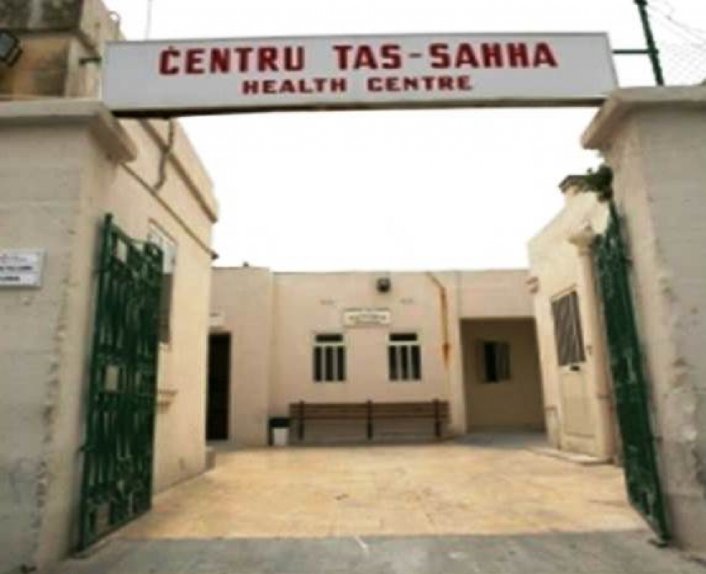 Il-Ħruġ ta’ Emerġenza, jinsab msakkar b’katnazz