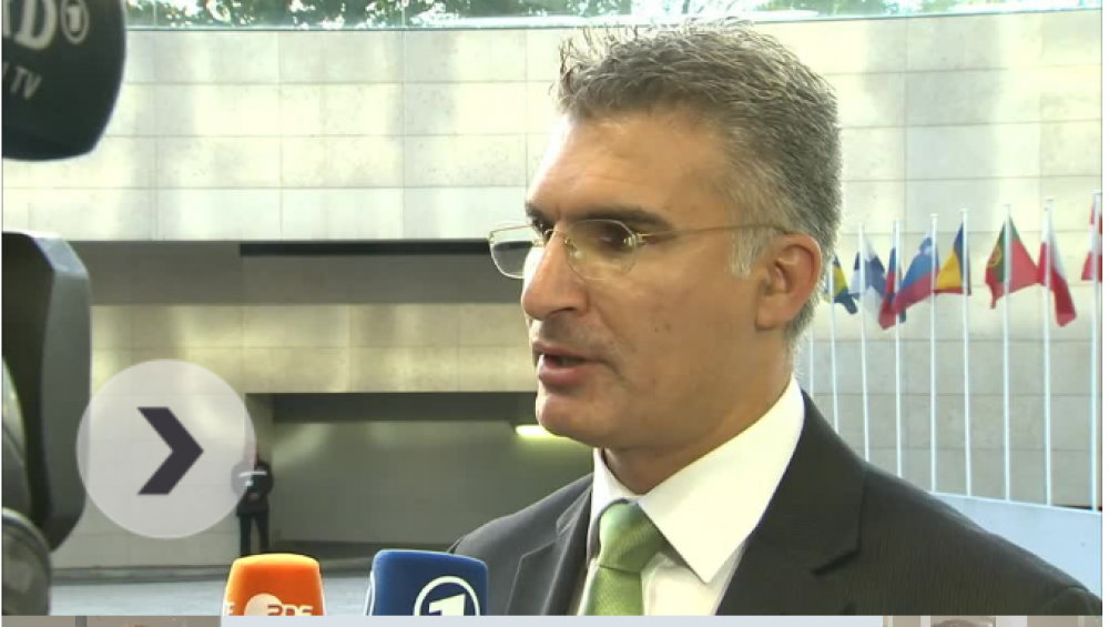Il-Ministru Carmelo Abela jiddiskuti l-Immigrazzjoni f'Lussemburgu