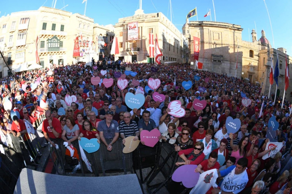 Il-folla fil-Birgu għall-aħħar attività tal-Partit Laburista
