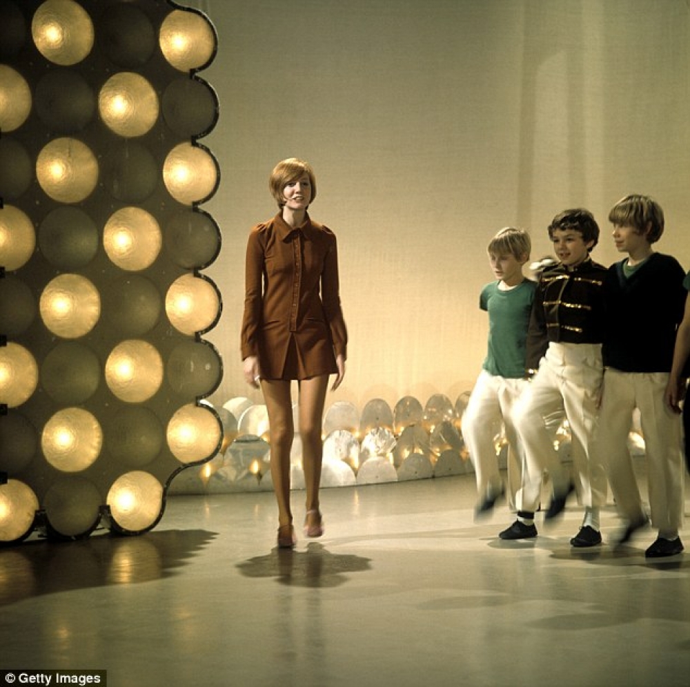Cilla Black fl-1960