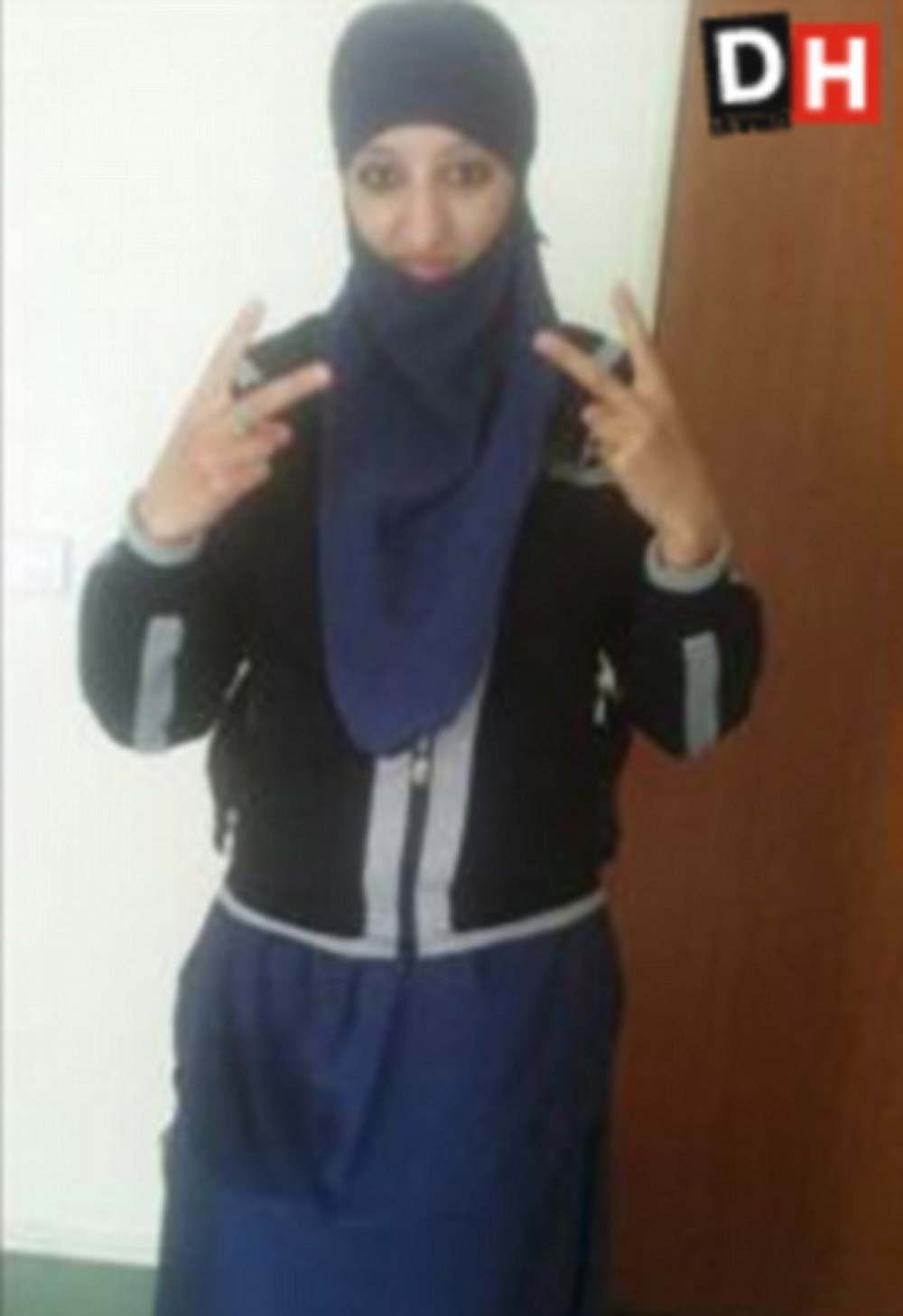 Hasna Ait Boulahacen il-kuġina tat-terrorista maqtul li kienet l-ewwel mara li splodiet lilha nnifisha fl-Ewropa