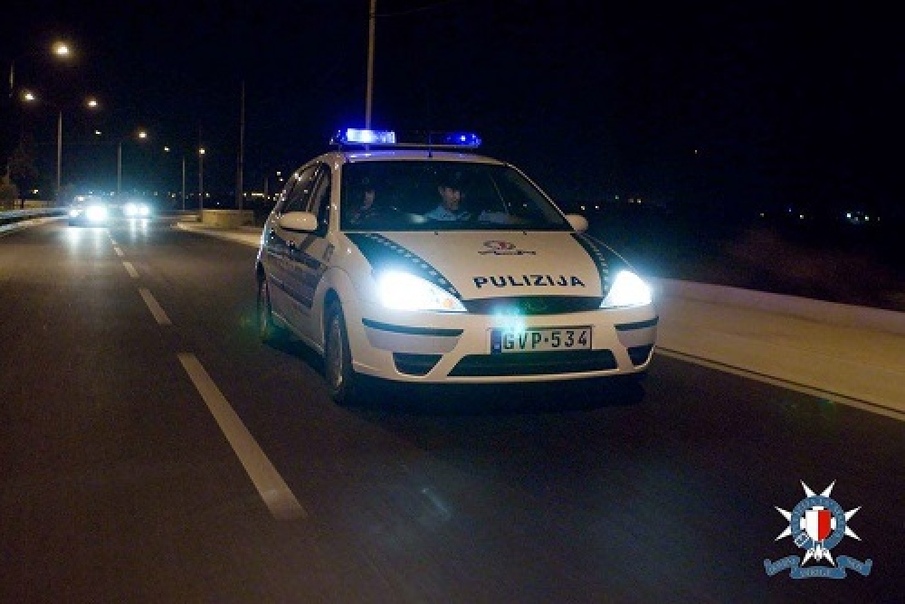 Raġel Grieg jittieħed l-isptar f'kundizzjoni gravi wara li qala' daqqa ta' sikkina f'argument