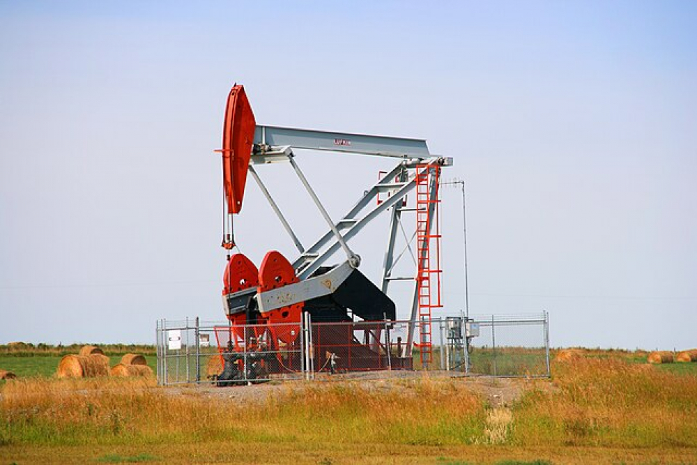 Il-prezz taż-żejt mhux raffinat tal-Istati Uniti jitla’ b’35.63% b'riżultat tal-gwerra fl-Iran