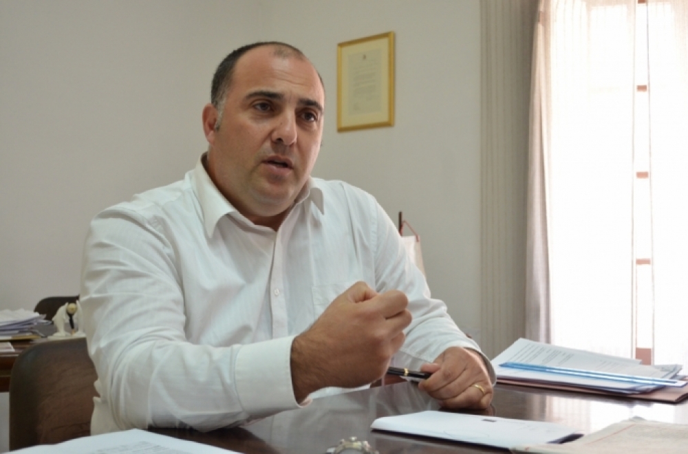 Josef Vella