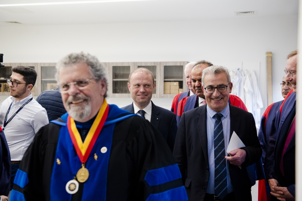 Il-Ministru u l-PM waqt l-inawgurazzjoni tal-kampus tal-AUM f’Bormla