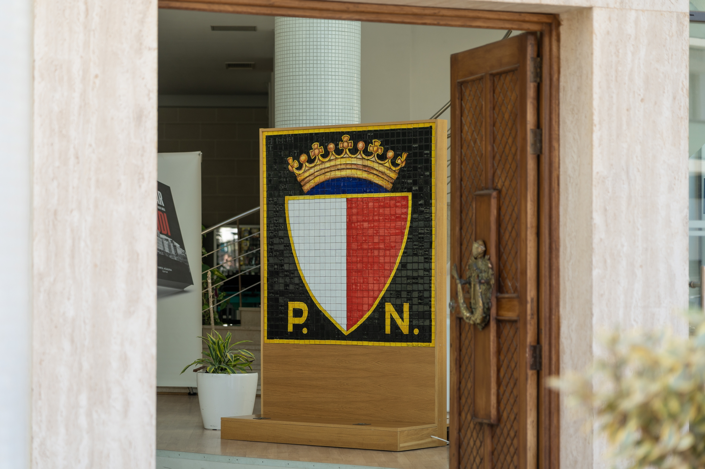 Il-PN jikkonferma seba’ elezzjonijiet każwali hekk kif kandidati eletti fuq żewġ distretti jċedu s-siġġijiet