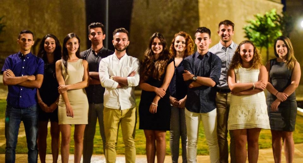 L-ezekuttiv il-ġdid tal-GUG: President: Maria Dimech Bachelor of Laws (HONS)-   Vice-President: Francesco Caruana Bachelor of Laws (HONS)-   Administration Secretary: Rebakah Marie Attard Masters in Advocacy    Information Secretary: Jessica Said Earth systems   Financial Officer: Chloe Portelli B. Commerce Management and Marketing   Public Relations Officer: Andrea Said Masters in English   Events Officer: Rachel Galea Bachelor of Commerce   International Officer: Anna Sultana Bachelor of Laws (Hons)   Education Officer: Joseph Mifsud Bachelor of commerce economics and public policy   Social Policy Officer: Manuel Xuereb Masters in European law, politics and economics,   Social Media Officer: Luke Vella Bachelor of Communications with Theatre Studies  Marketing Officer: John Clyde Grima Bachelor in Mechanical Engineering 