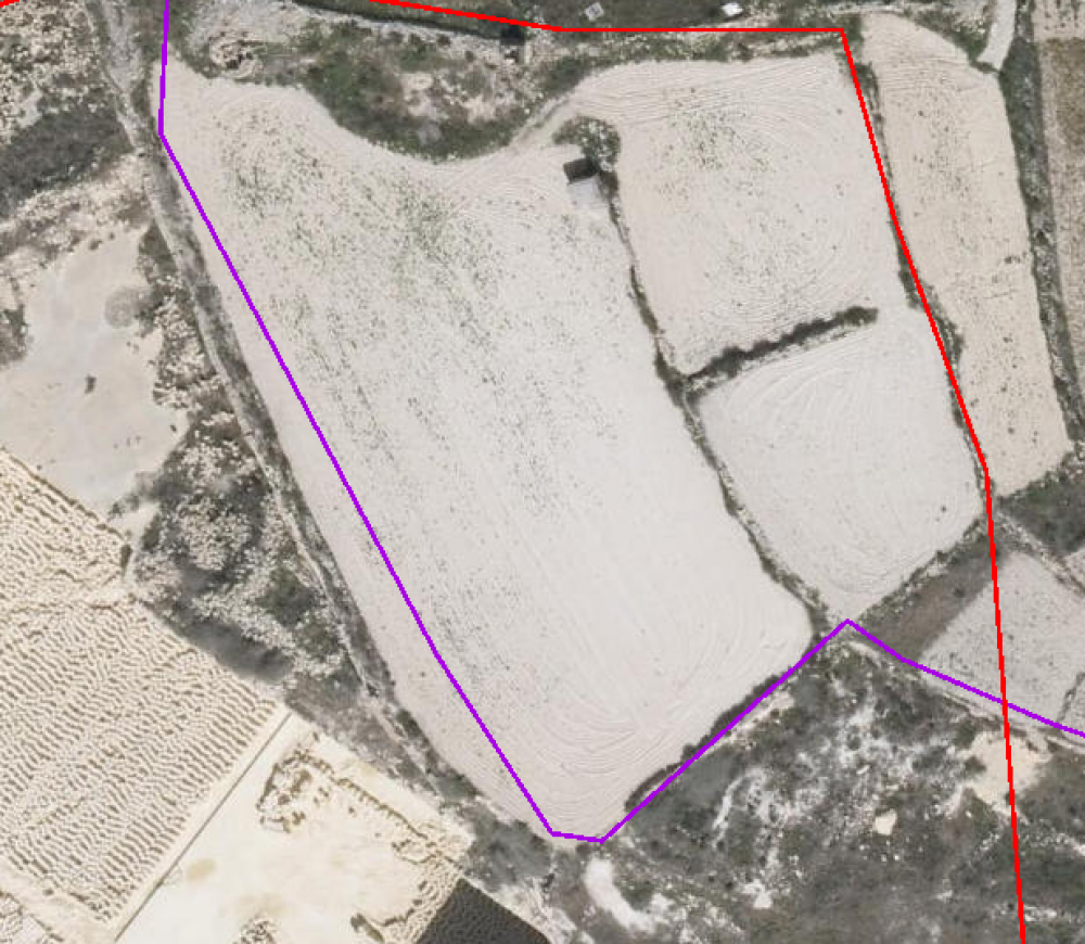 Ritratt mis-sit tal-PA juri ċar illi għelieqi fl-2012 saru trab fl-2016