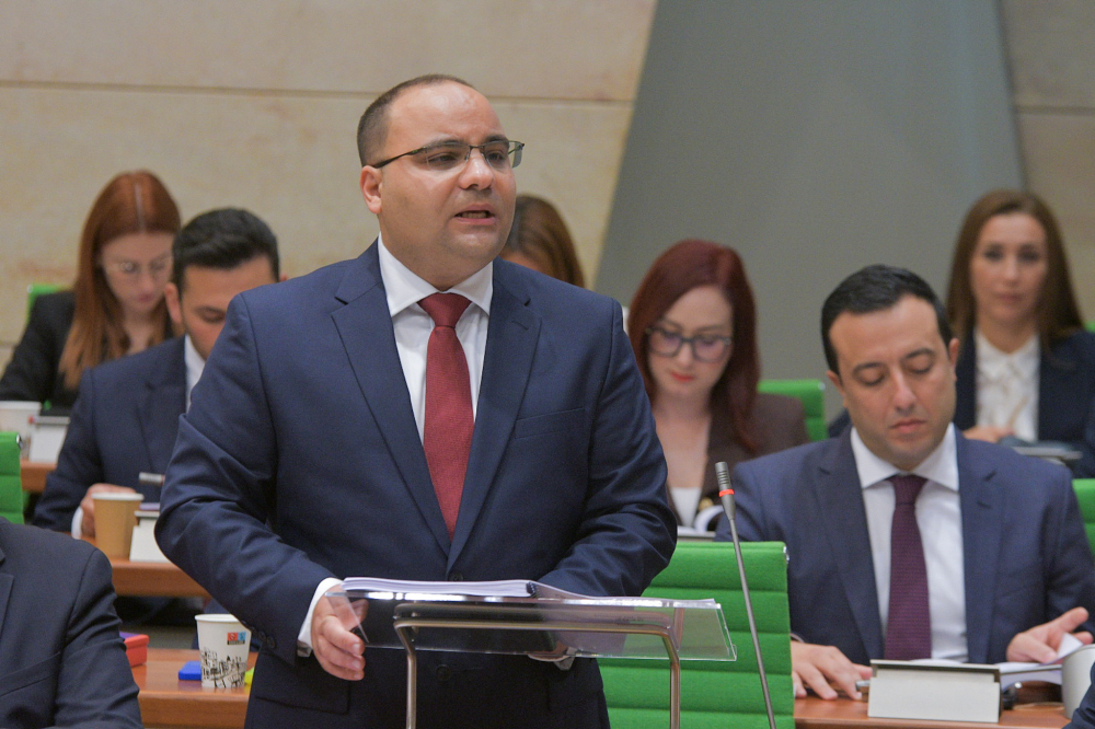 Nefqa ta’ kważi €400,000 fuq riklamar għall-baġit