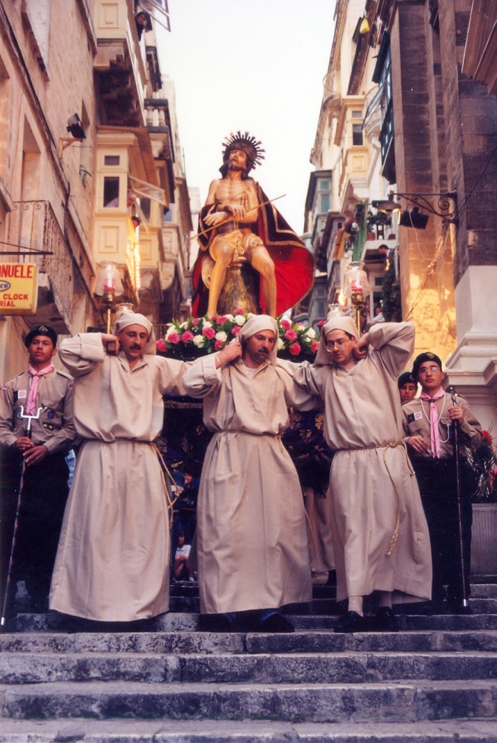 Ivan (l-ewwel mil-lemin) meta kien għadu jerfa' fl-Ecce Homo
