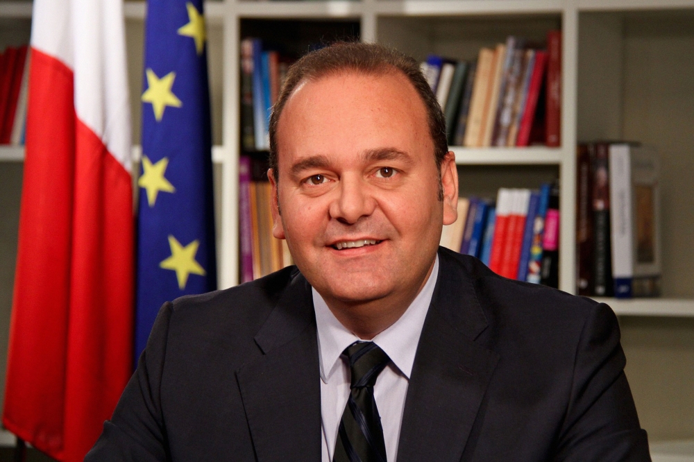 Chris Cardona