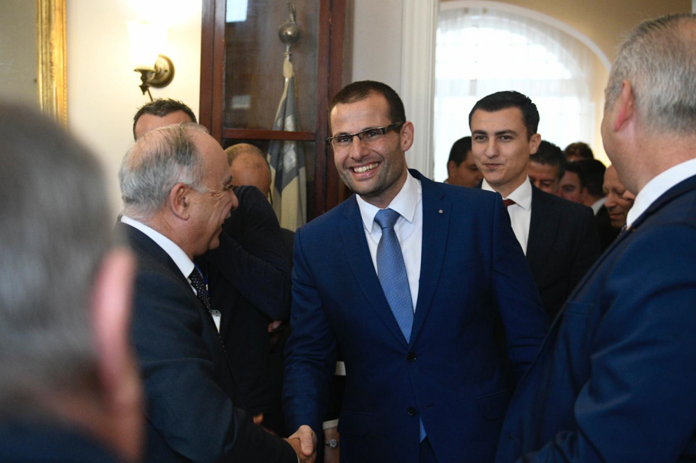 Il-PM Abela