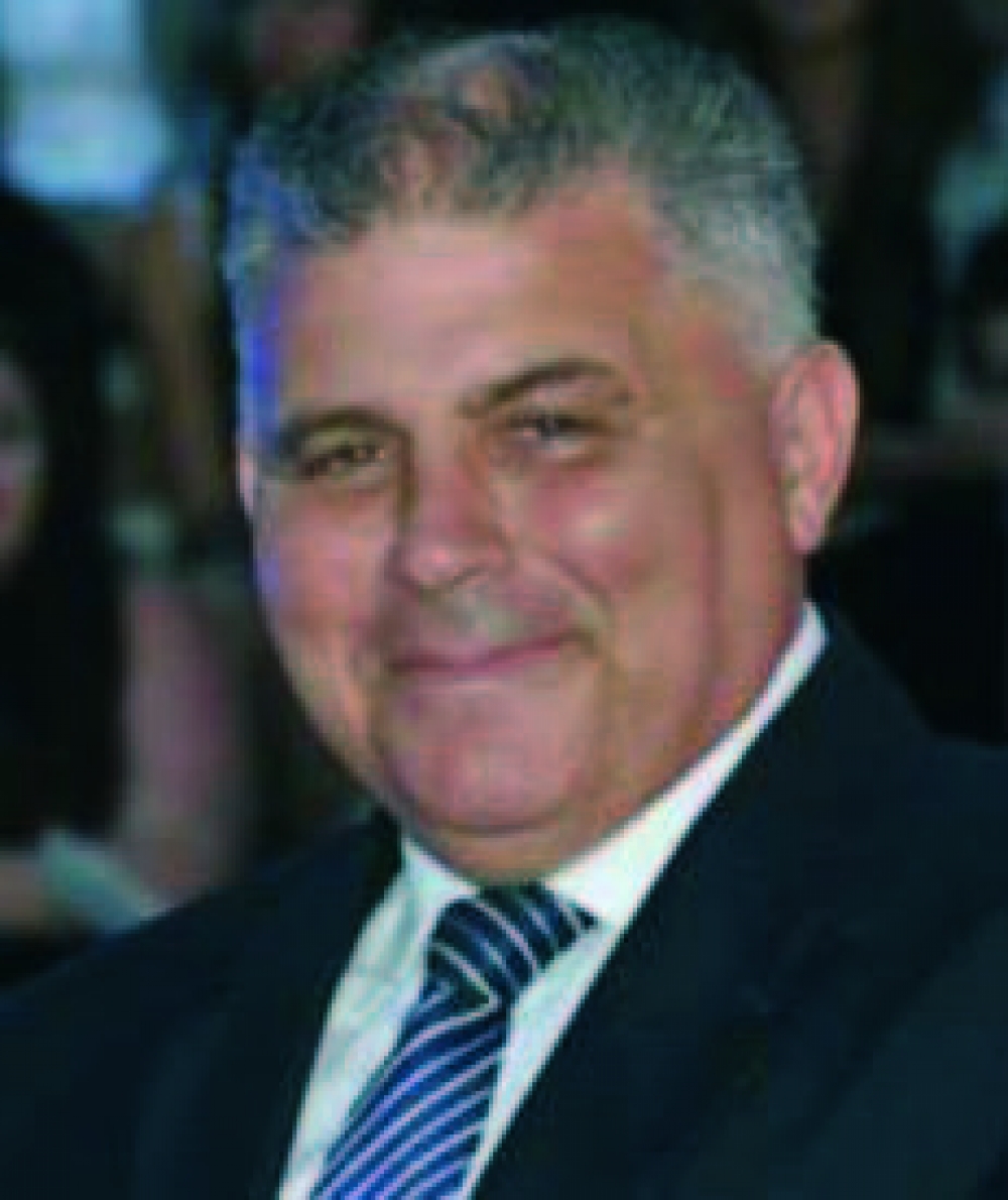 Ministru għal Għawdex Anton Refalo