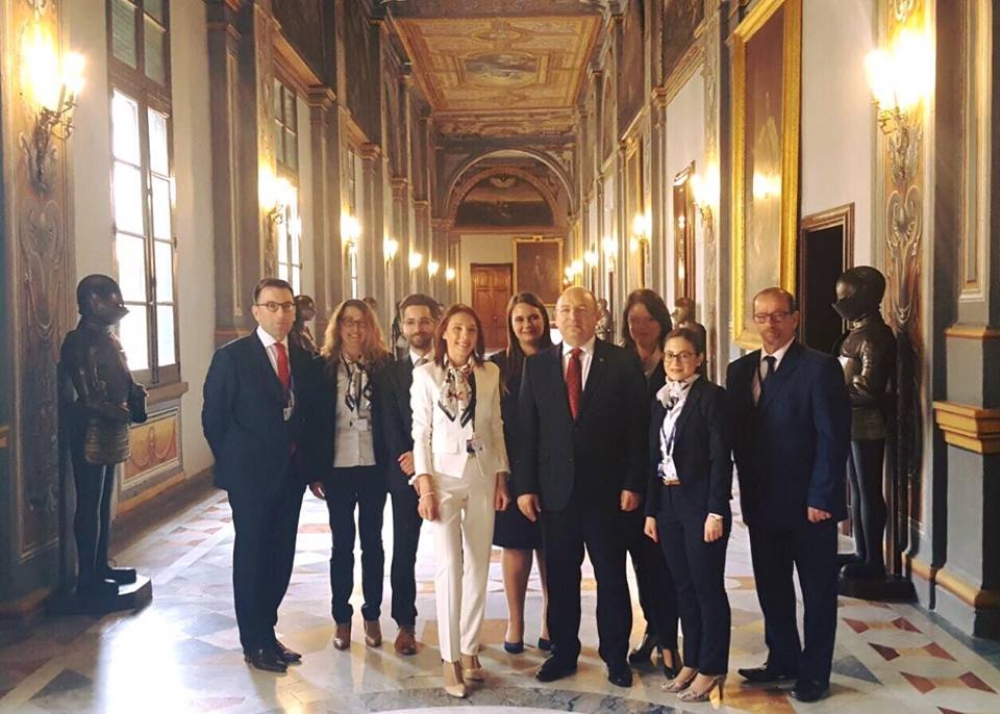 It-tim wara l-Ministri fl-EPSCO: Lorenzo Vella, Daniela Sabino, Terence Sacco, Claudia Cuschieri, Jessica Sevasta, Ministru Michael Farrugia, Marie Louise Borg, Antonella Gatt, Tony Ellul