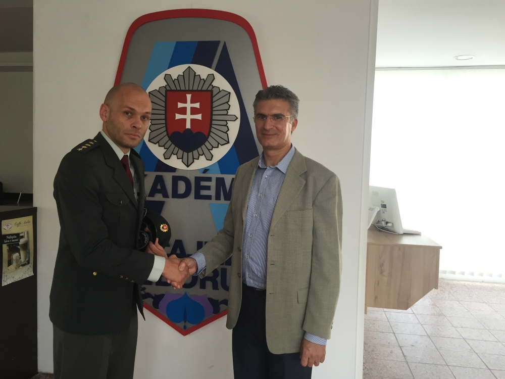 Il-Ministru Abela waqt żjara fl-Akkademja tal-Pulizija fi Bratislava