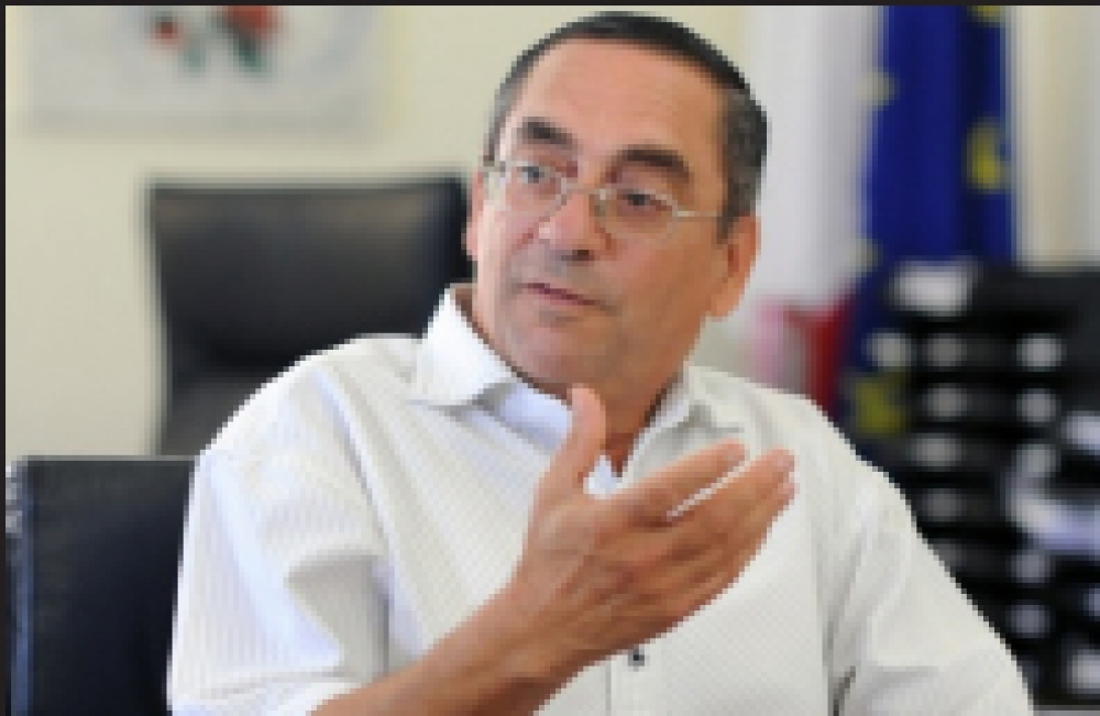 Joe Mizzi joħroġ mid-dar?