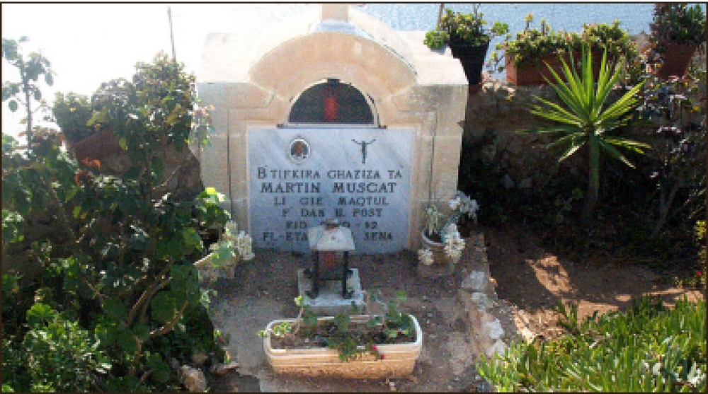 Il-monument u ġardina żgħira li għamlu l-familja ta’ Martin fil-post fejn inqatel 22 sena ilu