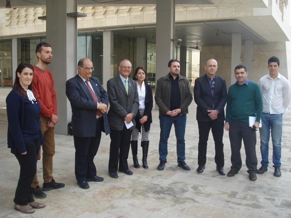 Il-membri tal-Alternattiva Demokratika waqt il-konferenza ta' dalgħodu
