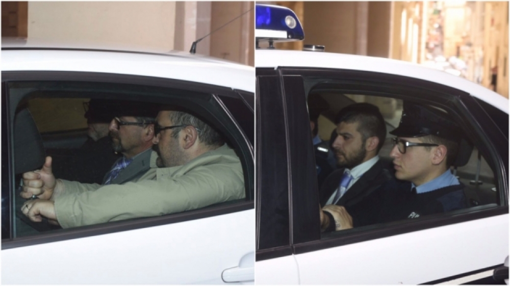 L-akkużati deħlin il-Qorti - Ritratt James Bianchi