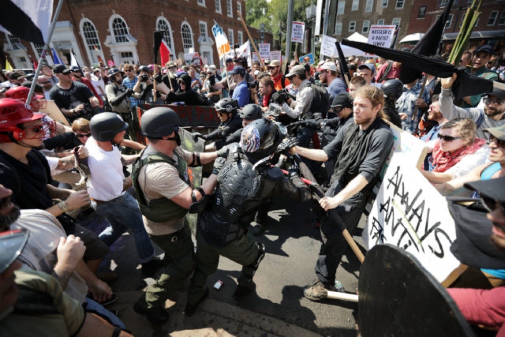L-attak f'Charlottesville, Virginia