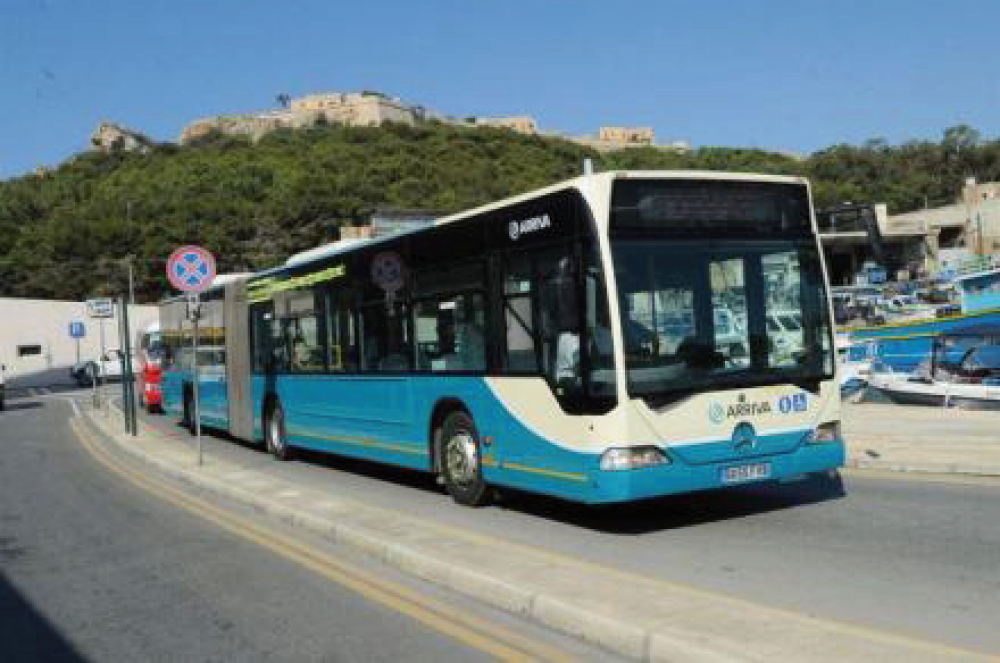 L-uġigħ ta’ ras għas-sewwieqa: il-bendybuses
