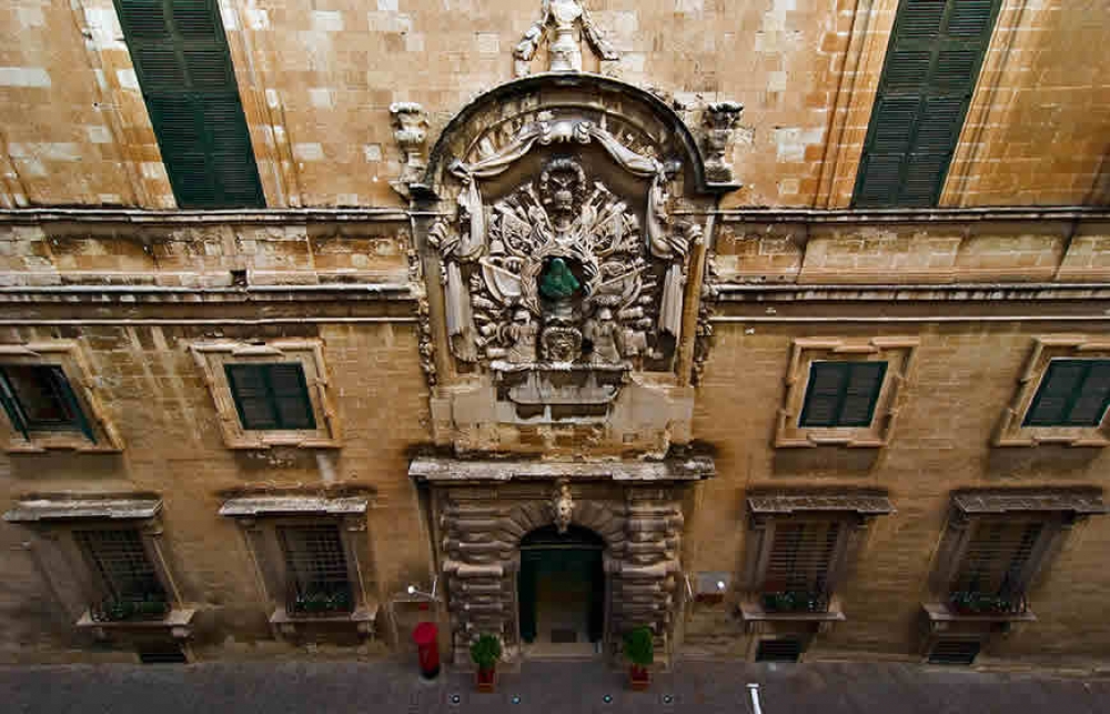 Il-faċċata tal-Berġa li se ssir MUŻA ... qabel kienet restawrata