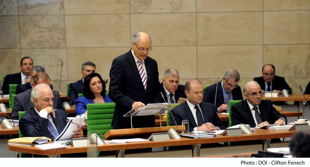 Joe Ellis jiddubuta jekk il-Gvern ver kellux idoqq it-trombi fuq il-fatt li l-baġit ta' pajjiżna laħaq surplus...