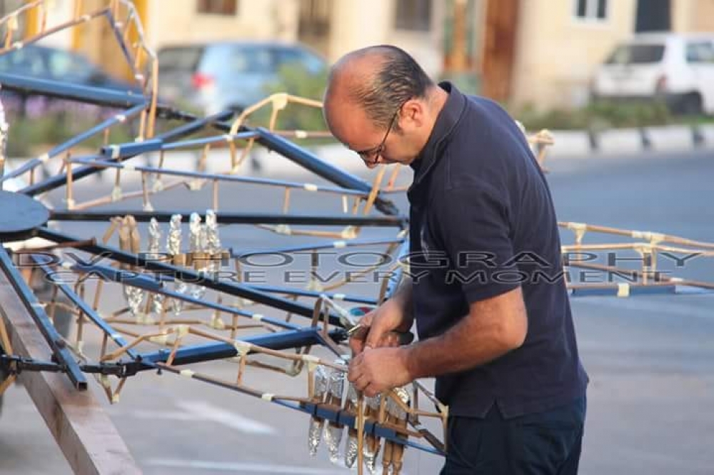 Colin Muscat jaħdem in-nar tal-art