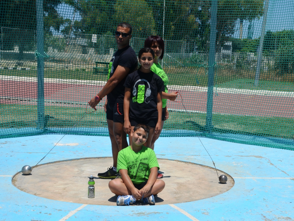 Il-familja Chouhal - Rachid, Antonella, Sarah u Kareem Luca fit-trakka tal-Marsa