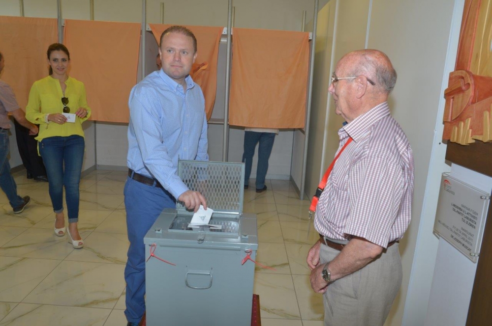 Il-mexxej Laburista jitfa' l-vot tiegħu fl-elezzjoni għall-kariga ta' deputat mexxej tal-PL