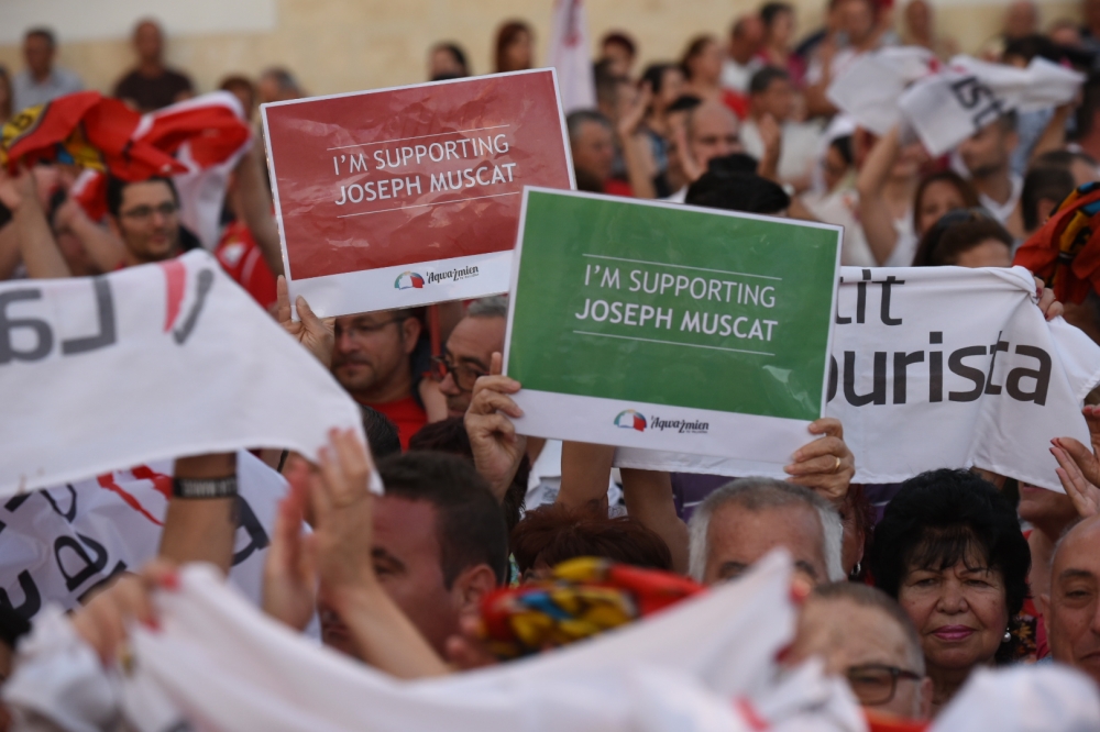 Attivisti Laburisti f'Ħal Qormi | Ritratt Chris Mangion